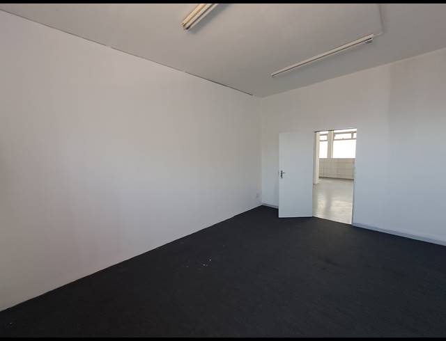 215M² OFFICE TO LET IN GLENHAZEL